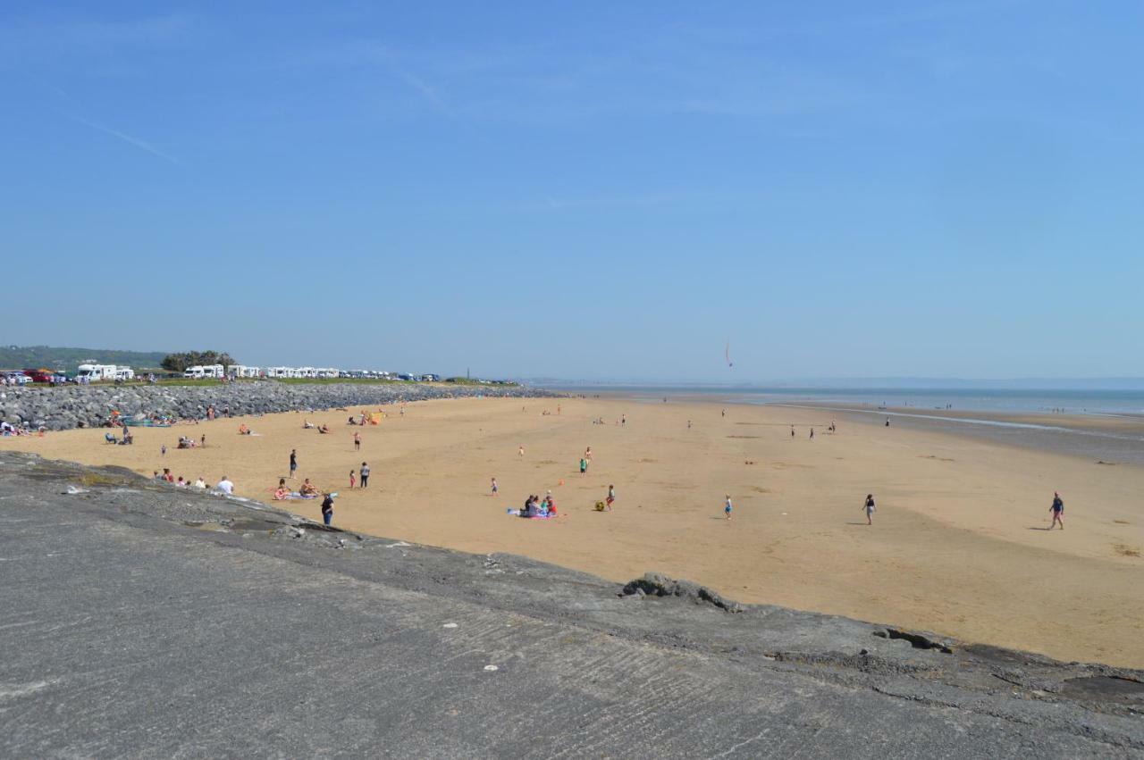 Caulfields Hotel Burry Port Exterior foto