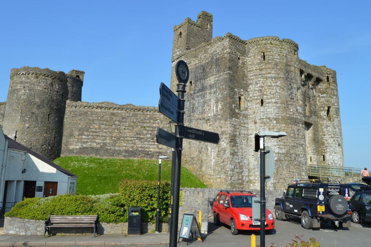 Caulfields Hotel Burry Port Exterior foto